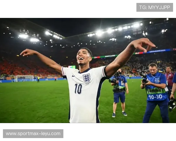 英格兰新星贝林厄姆闪耀绿茵