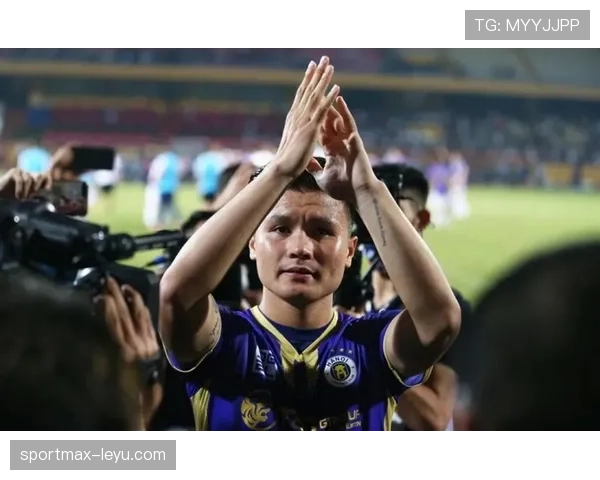 阮光海率越南国家队强势出击，彰显足球新星崛起之势