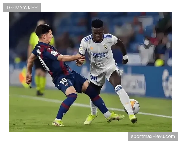 莱万特防线稳固助球队状态回升,胜利信心重燃 莱万特防线稳固助球队状态回升,胜利信心重燃